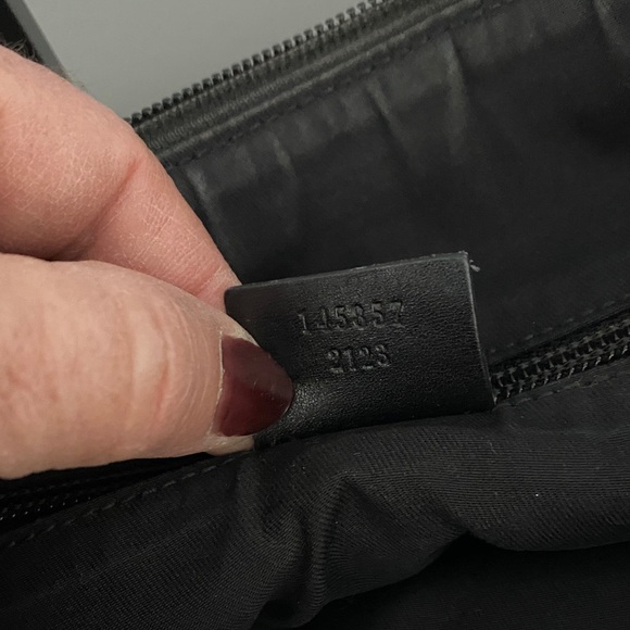 Gucci GG Black Canvas Messenger/Crossbody Bag with Dust Bag - Picture 3 of 13